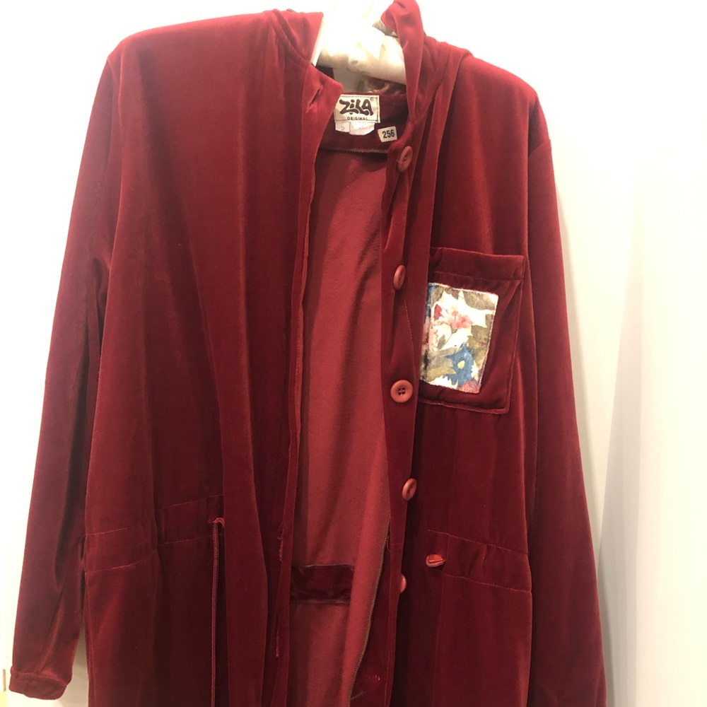 Zila Burgundy Red Riding Hood Hooded Fleece Embroidered Sweater Jacket M US 8